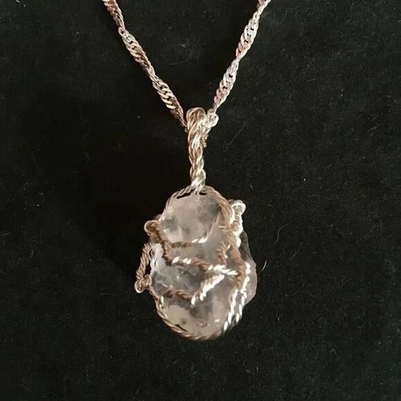 Handmade authentic raw QUARTZ necklace ❤️ - Picture 1 of 4